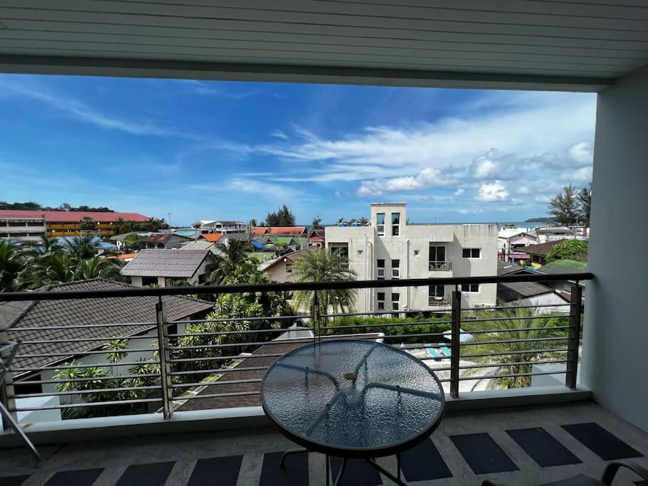 Luxurious 3Br Penthouse Jacuzzi Seaview Apartment หาดกมลา ภายนอก รูปภาพ